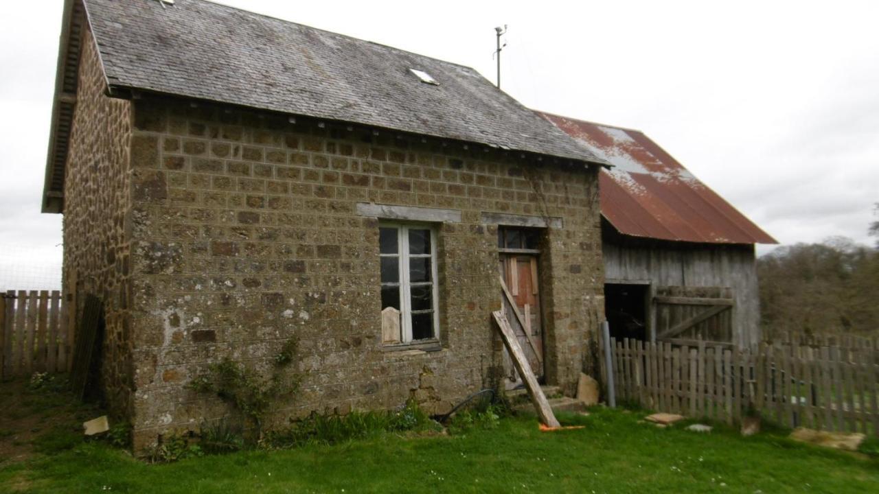 Le Domaine Willa Saint-Symphorien-des-Monts Zewnętrze zdjęcie